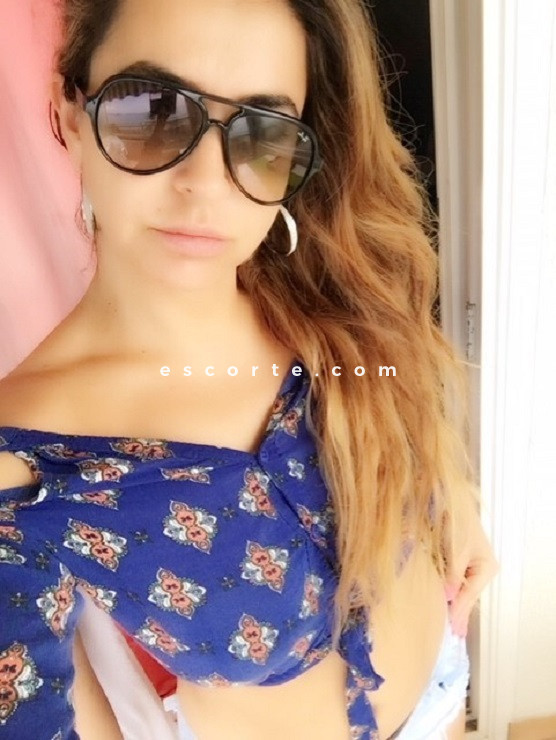 rencontre sex gratuite escort Courbevoie Joullie